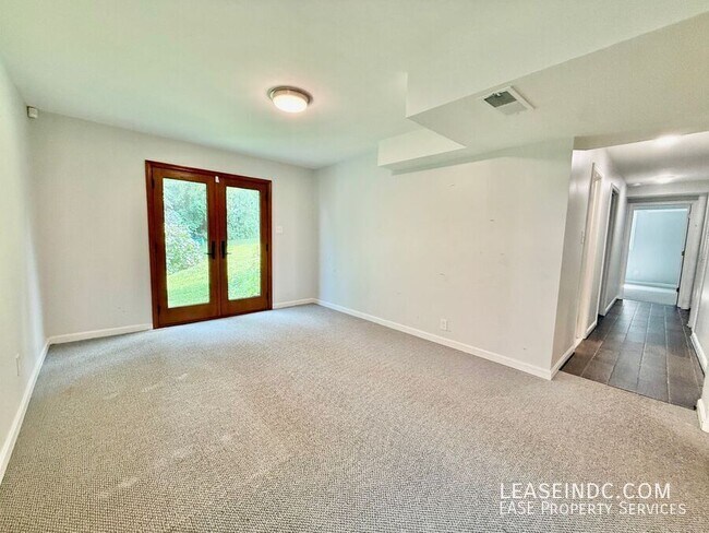Building Photo - 4439 Springdale St NW