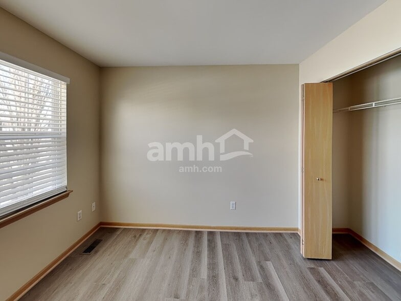 Building Photo - 1482 Sunflower Dr