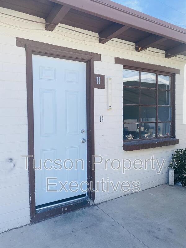 Building Photo - 3274 E Benson Hwy