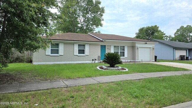 Building Photo - 8240 Pear Rd