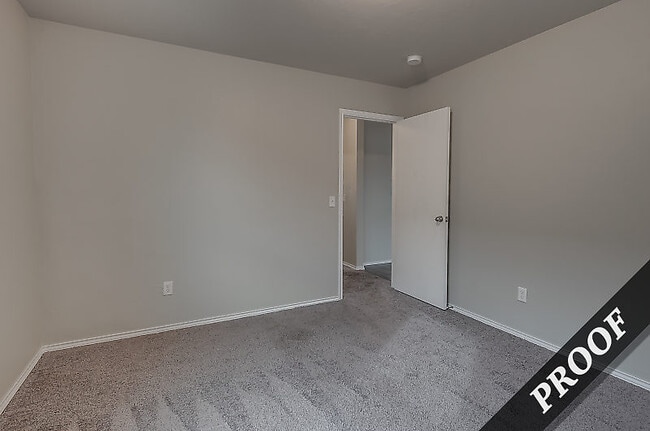 Building Photo - 7641 Leichter Ave