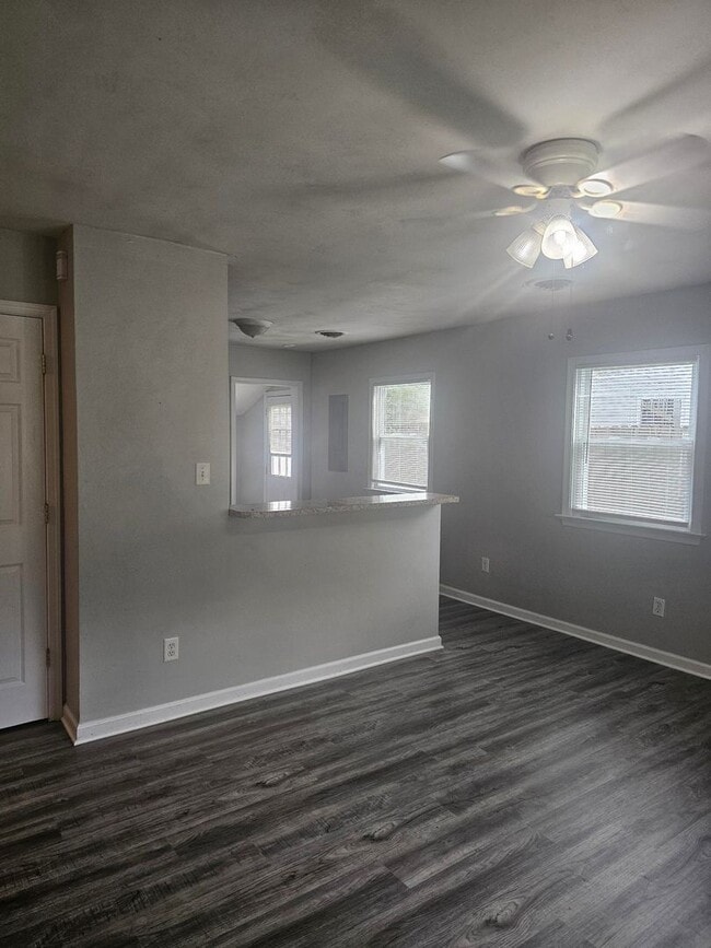 Building Photo - 1489 Morgan Dr