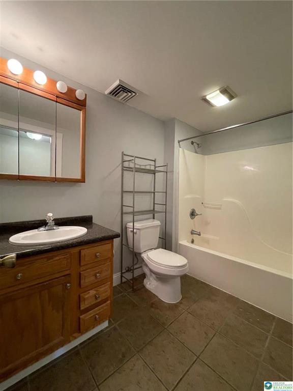 Building Photo - 147 S 4th St