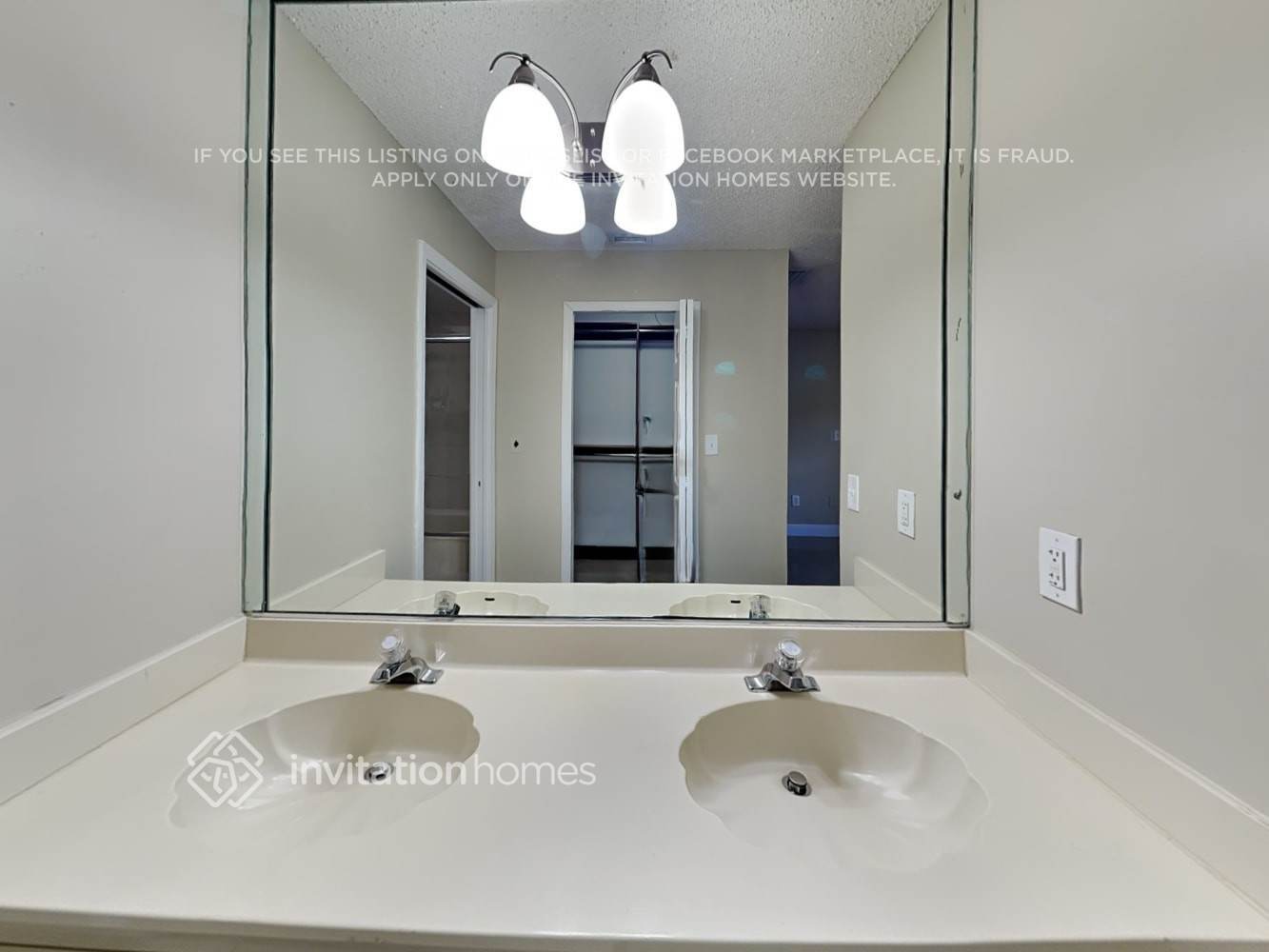 Building Photo - 1086 NW 128th Ave