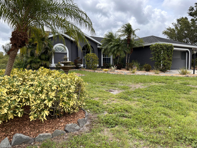 Building Photo - 6504 64th Dr E