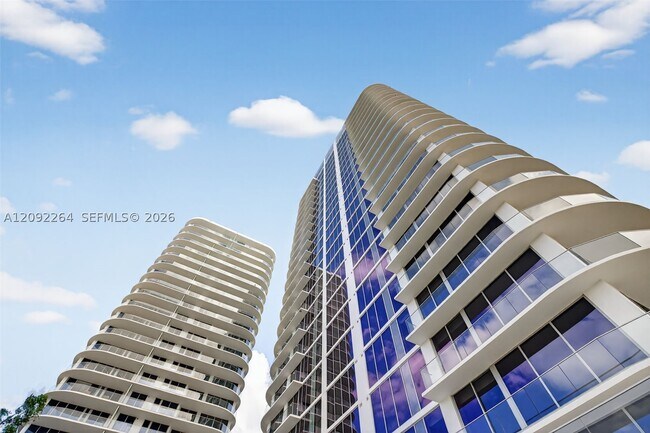 Building Photo - 153 N Seabreeze Blvd