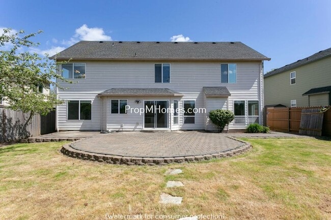 Building Photo - Charming Four Bedroom Bethany Home w/ Fully Fenced Yard!