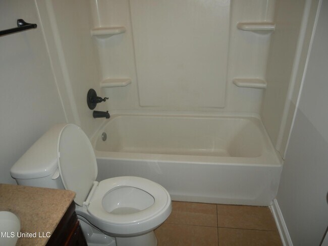 Building Photo - 2765 Normandy Cove