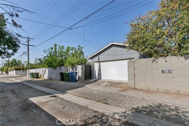 Building Photo - 8008 McLaren Ave