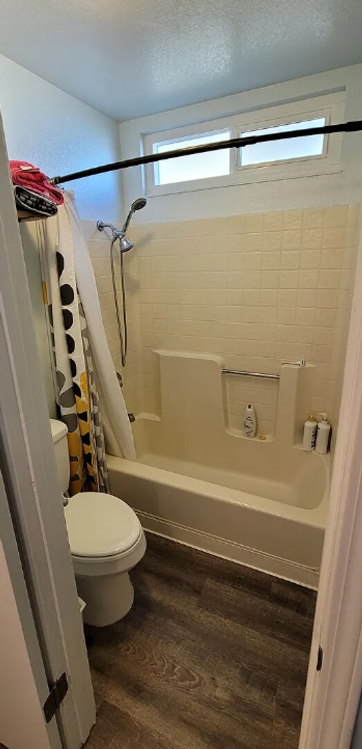 Building Photo - Beautifully Maintained Fairfield Home