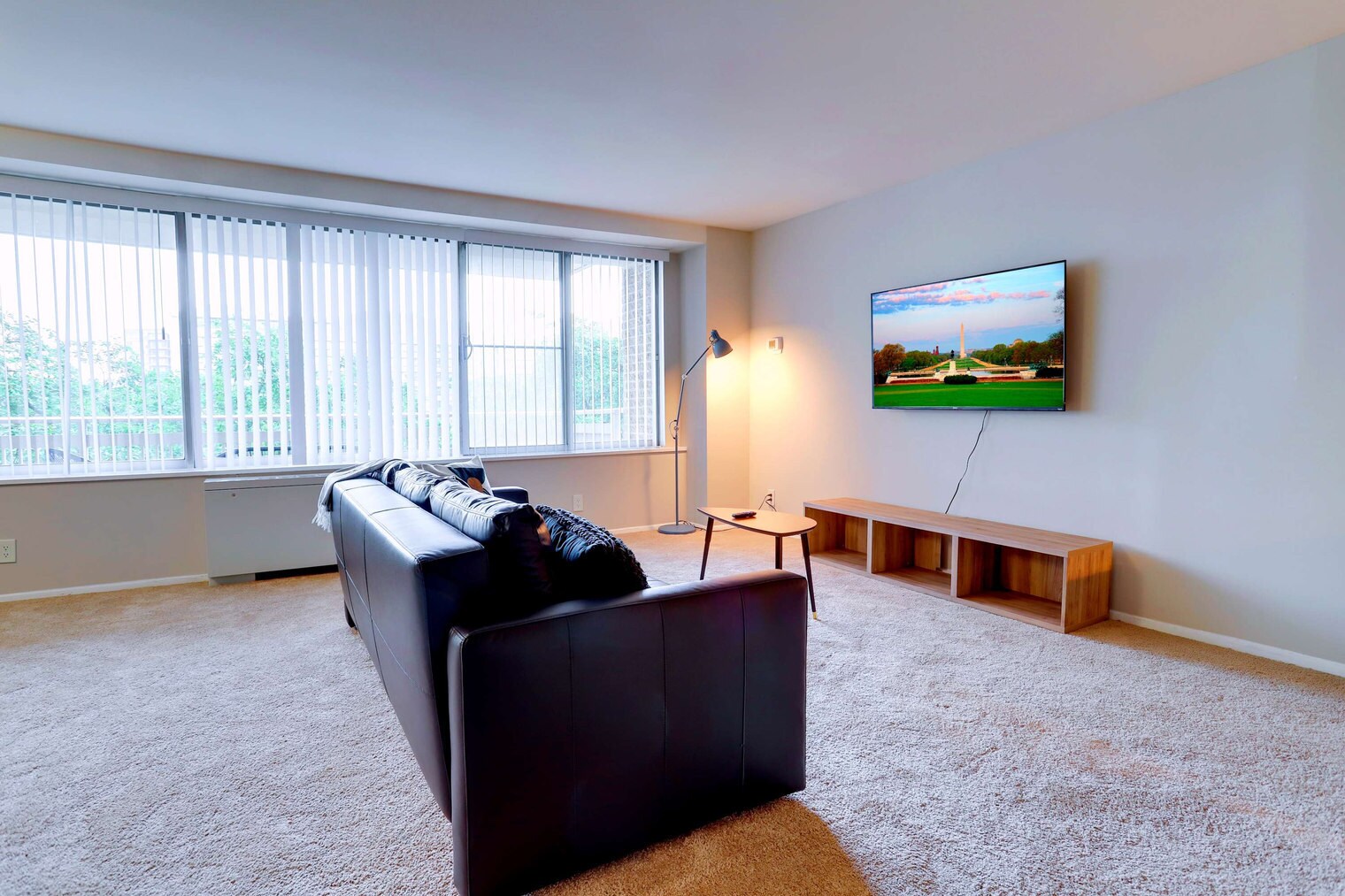 Building Photo - 2111 Richmond Hwy