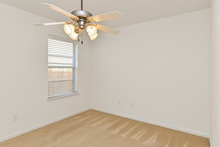 Building Photo - 15207 Bentridge Dr