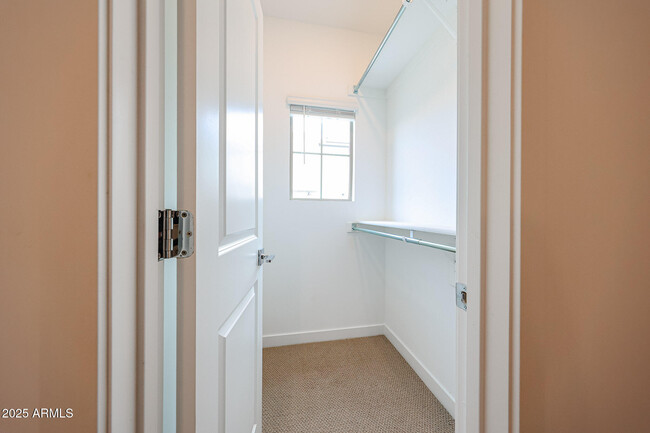 Building Photo - 2837 W Eagle Talon Trail