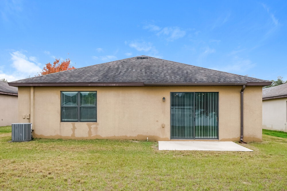 Building Photo - 2229 Landside Dr
