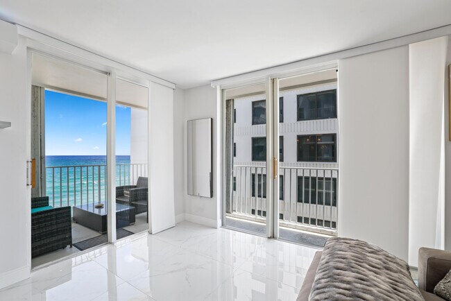 Primary Photo - 3580 S Ocean Blvd