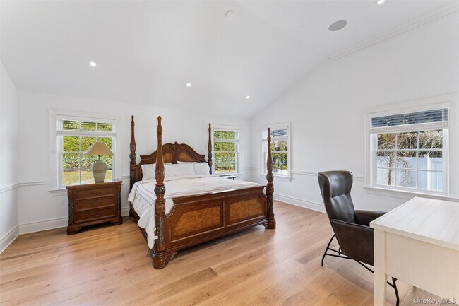 Building Photo - 275 Mill Rd