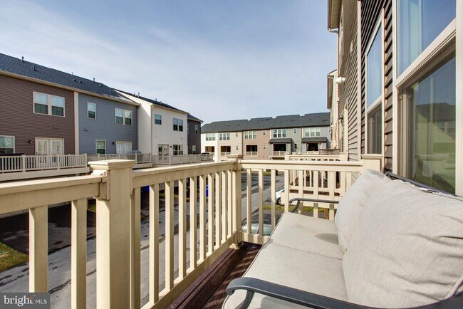 Building Photo - 149 Lyons Crk Dr