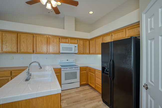 Building Photo - 15279 Medella Cir
