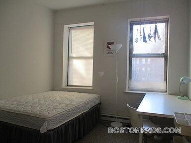 Building Photo - 776 Columbus Ave