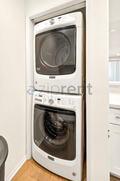 Building Photo - 13075 Pacific Promenade