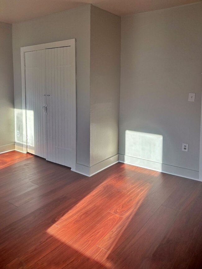 Building Photo - Charming 2-Bedroom, 1-Bath Home in Bethlehem – Ready for You!