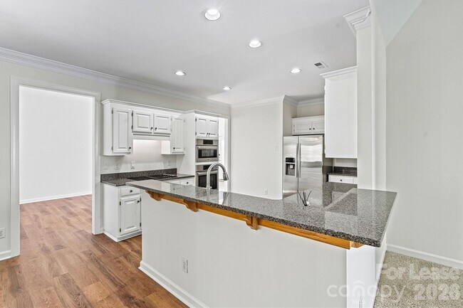 Building Photo - 8937 McDiarmid Ln