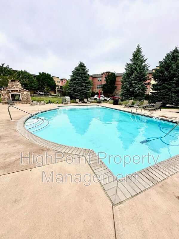 Building Photo - 13456 Via Varra