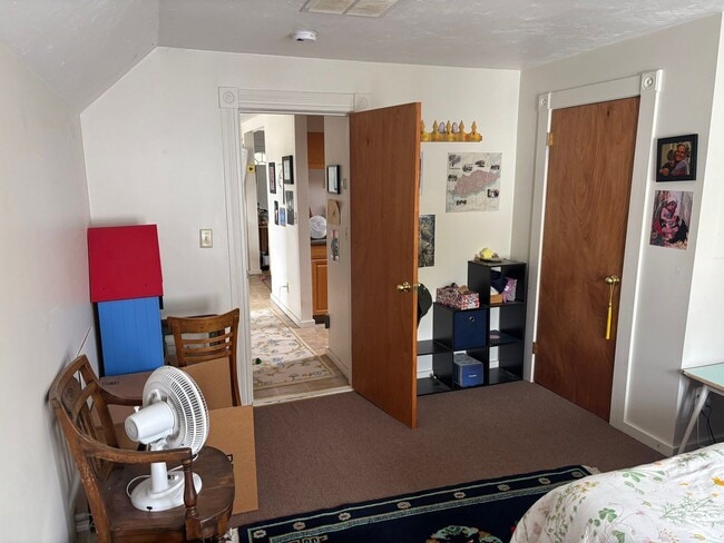 Building Photo - 41 Whipple St