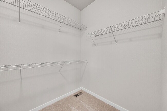 Building Photo - $2,895 - 4 Bed, 3 Bath Home in Colorado Sp...