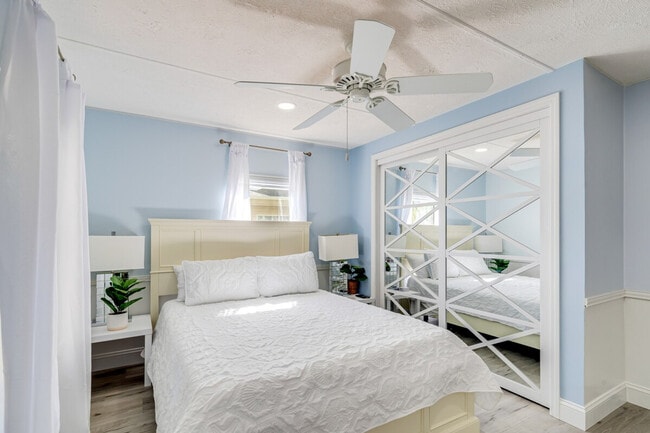 Building Photo - 1224 Dustin Dr