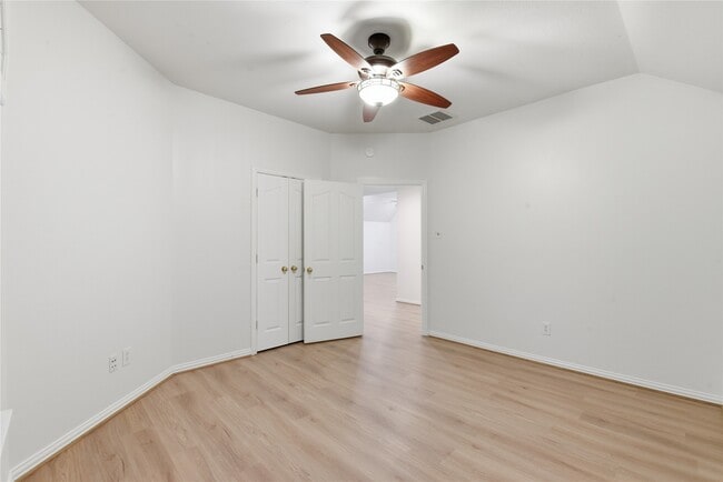 Building Photo - 6507 Hill Haven Ct