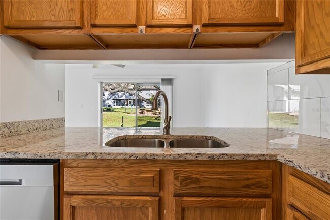 Building Photo - 5182 Sunridge Palms Dr