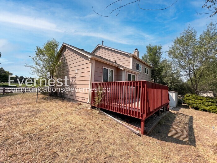 Building Photo - 2702 Dickens Dr