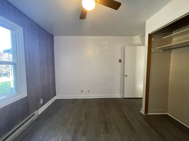 Building Photo - 1902 S Walnut St