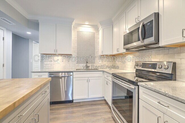 Building Photo - 7 Rudwick Cir