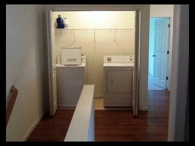 Building Photo - 23 Northern Pines Rd