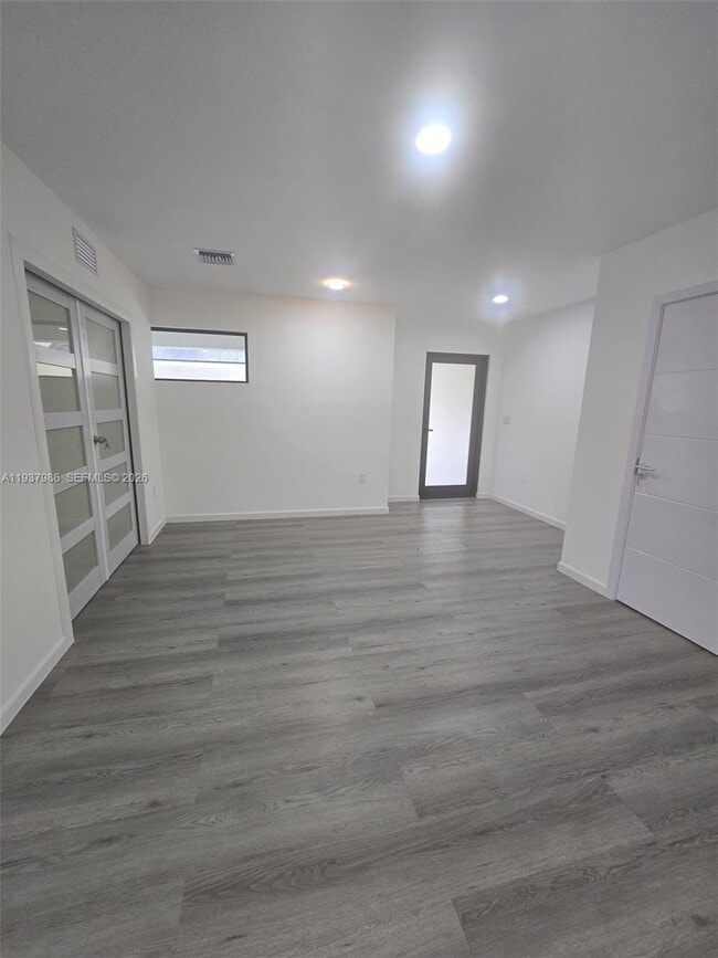 Building Photo - 568 NW 7th St