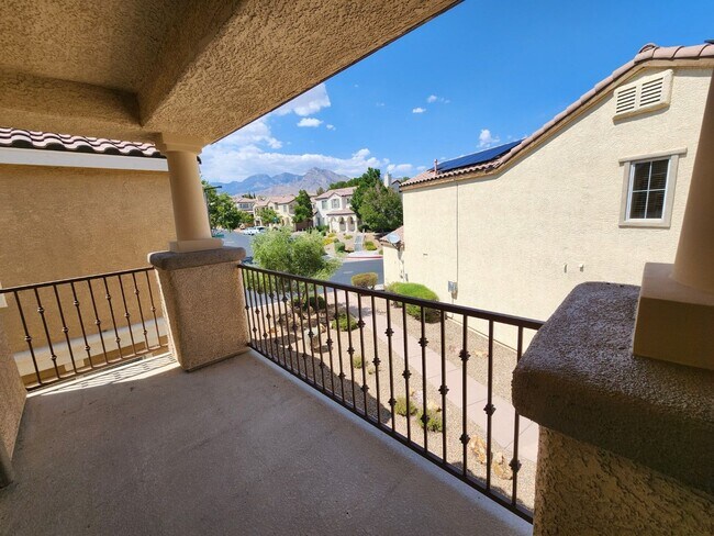 Building Photo - Beautiful Home in Summerlin