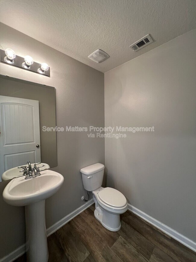 Building Photo - 6402 Churchill Cir