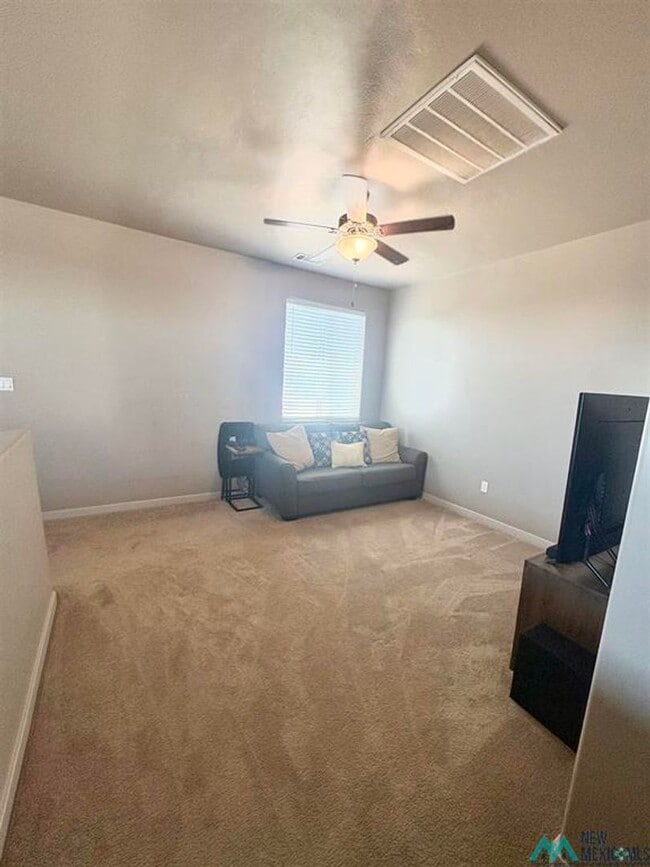 Building Photo - Large Four Bedroom Newer Construction Home