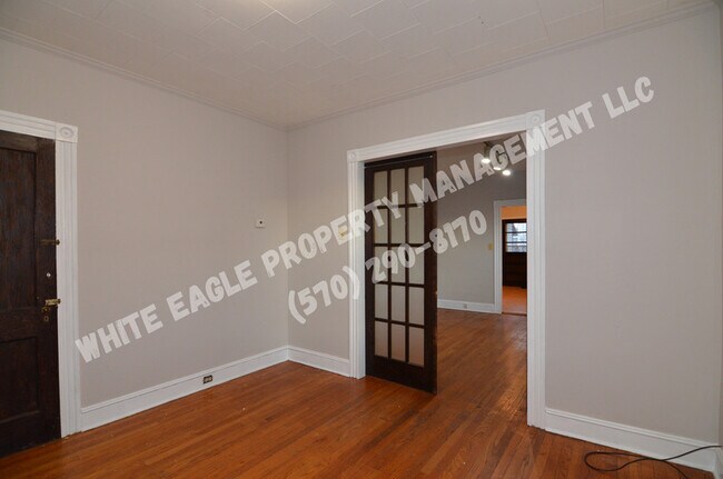 Building Photo - 1722 Brick Ave