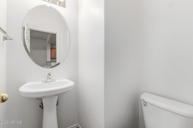 Building Photo - 1886 E Don Carlos