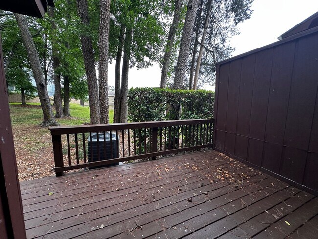 Building Photo - 797 Timber Way Court