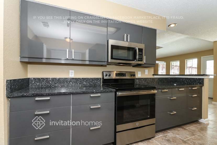 Building Photo - 2506 Neal Dr