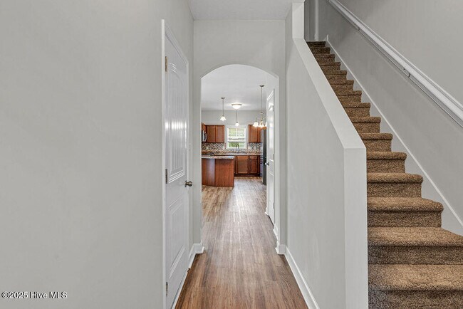 Building Photo - 305 Otis Cv Ln