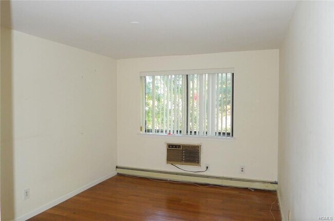 Building Photo - 508 Central Park Ave