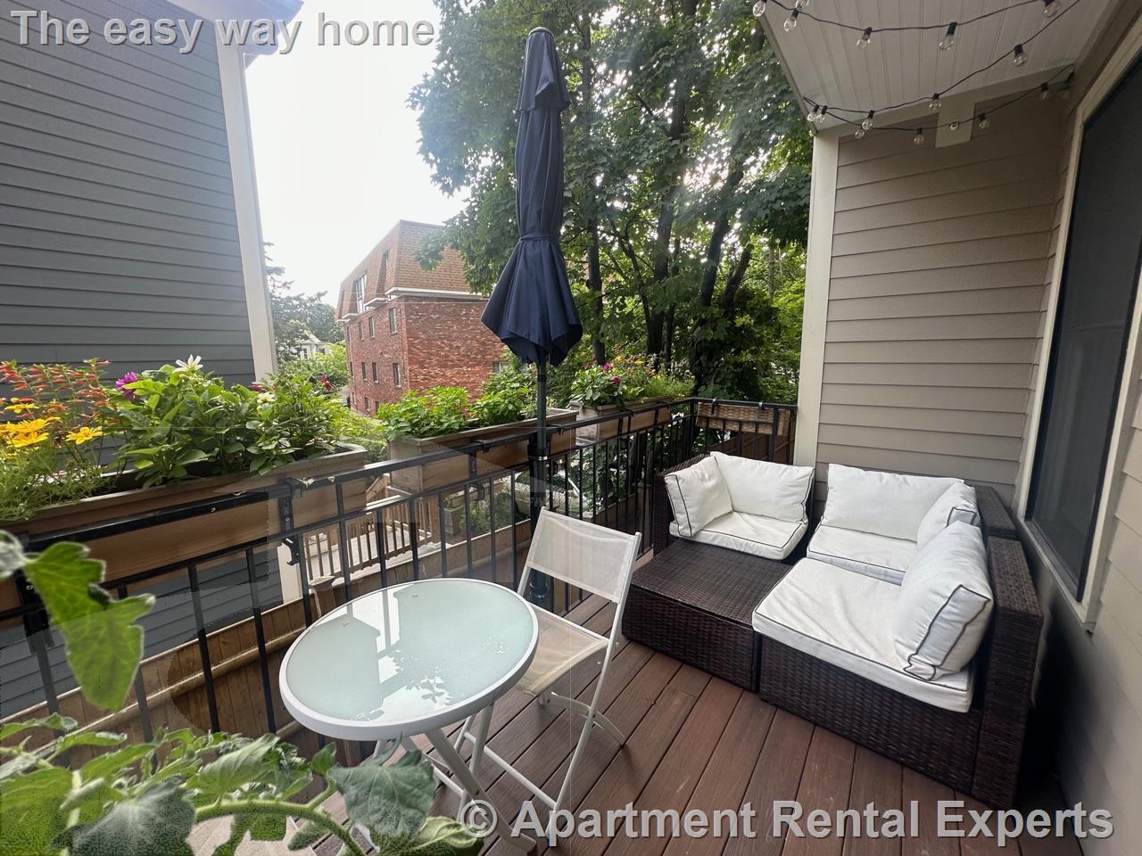 Building Photo - 16 Linden Ave