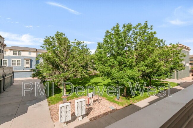 Building Photo - 9369 Longs Peak Dr