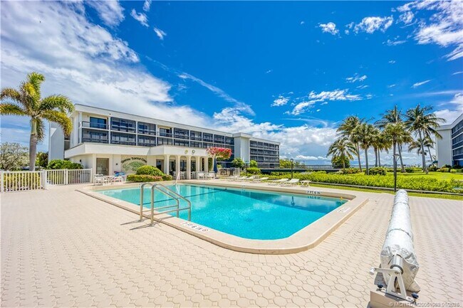 Building Photo - 3792 NE Ocean Blvd