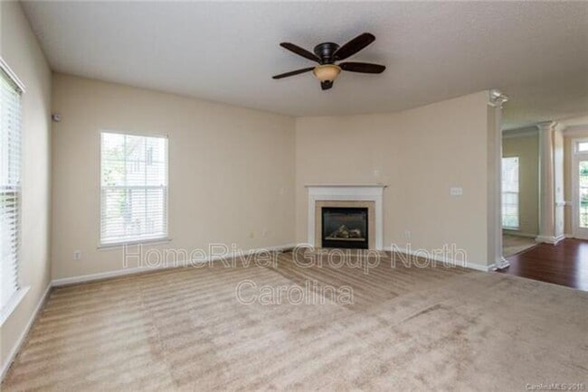 Building Photo - 9706 Ashburton Dr